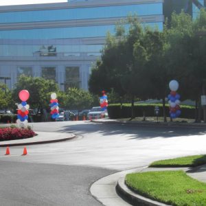 17" balloon column